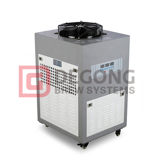 Refrigeratori d'acqua industriali raffreddati ad aria a basso rumore ad alta efficienza energetica