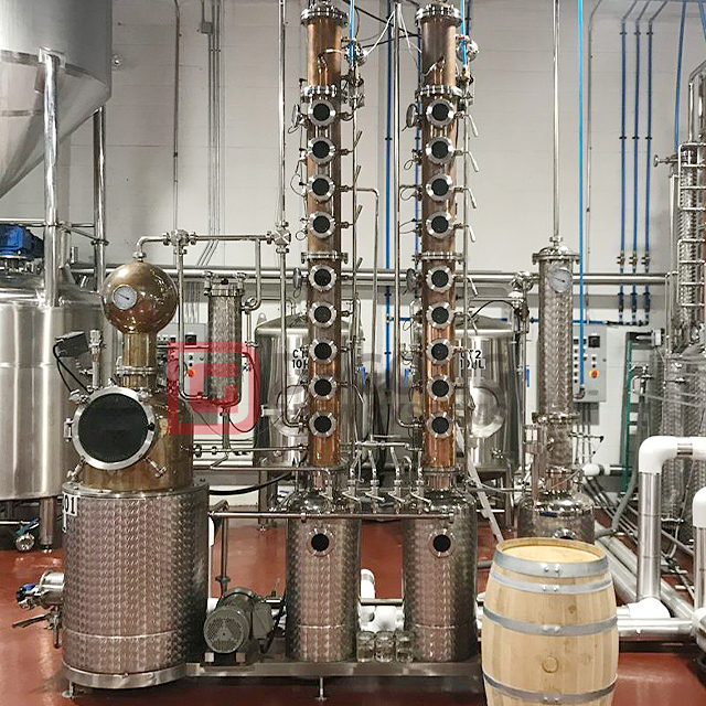 Attrezzatura della distilleria del distillatore dell'alcool della vodka della casa della caldaia del micro rame 300L 500L