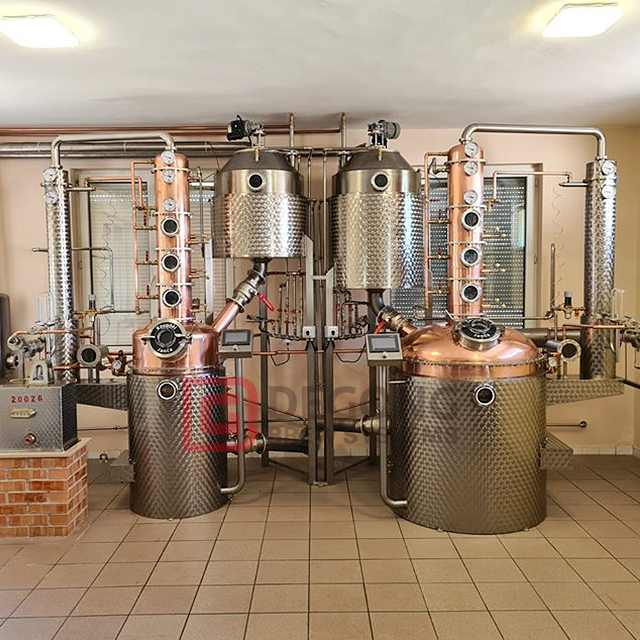 Torre di distillazione 300L + 150L Produttore di apparecchiature per la distillazione dell'alcol