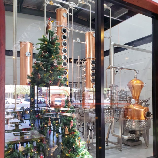 Colonna capa di rame dell'attrezzatura della distilleria da 50 galloni (200L) esemplare su misura vicino a me