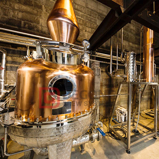 Attrezzatura di distillazione dell'alcool della vodka della famiglia della distilleria di rame chiavi in ​​mano 500L